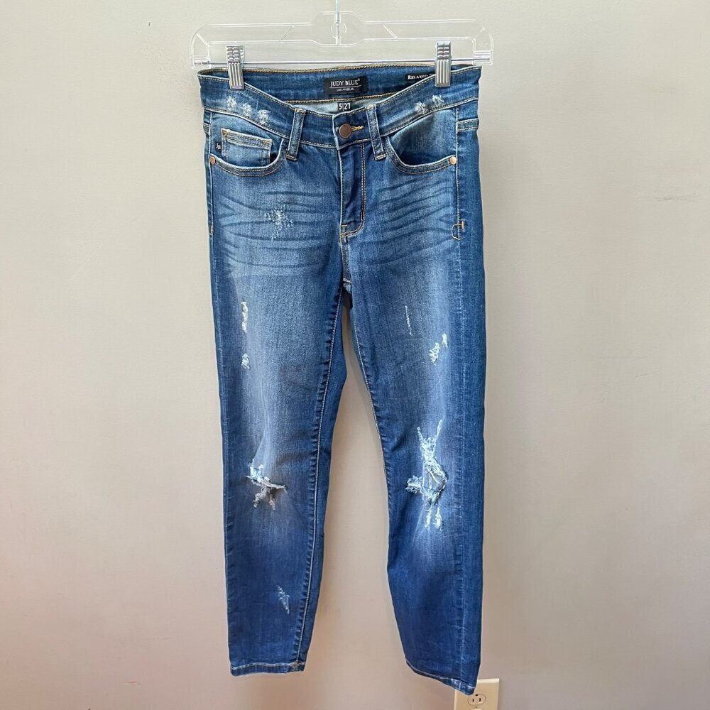 Judy Blue women's Relaxed Fit Distressed Jeans- Size‎ 27